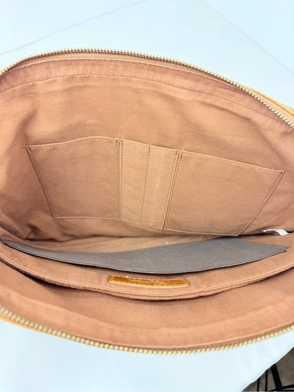 Jos A Bank Brown Leather Woven Texture Double Handle Shoulder Strap Commuter Bag